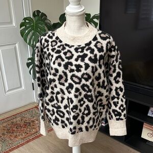 Vince camuto Leopard Print Sweater size medium